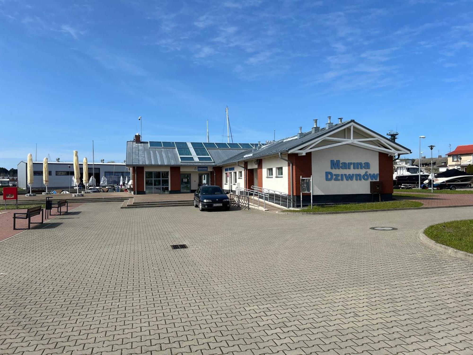 Blue Marina Lägenhet Dziwnów Exteriör bild